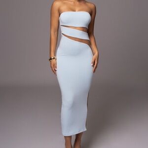 NWT Jluxlabel Unpredictable Blue Midi Dress Size Medium